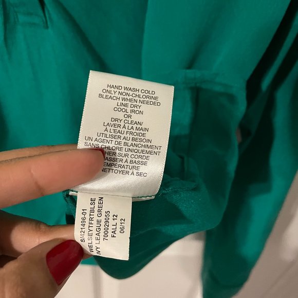 Banana Republic Teal Silk Blouse - Picture 5 of 7